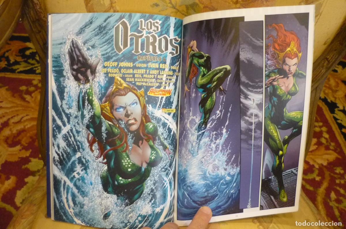 C&oacute;mics: AQUAMAN N&ordm; 3: &iexcl;A LA CAZA DE MANTA NEGRA!. DC C&Oacute;MICS. ECC EDICIONES 2013. - Foto 6