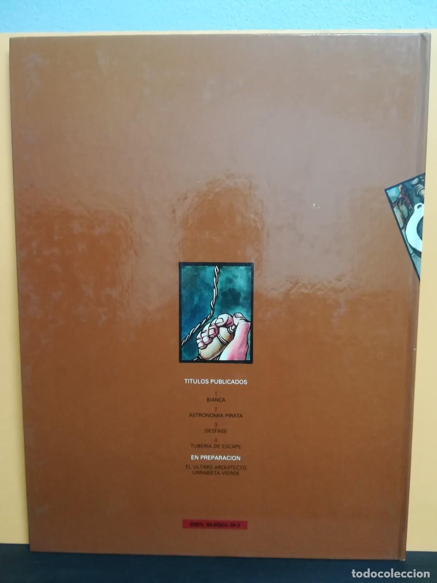 C&oacute;mics: TUBER&Iacute;A DE ESCAPE. JAVIER HERN&Aacute;NDEZ. IKUSAGER - Foto 2