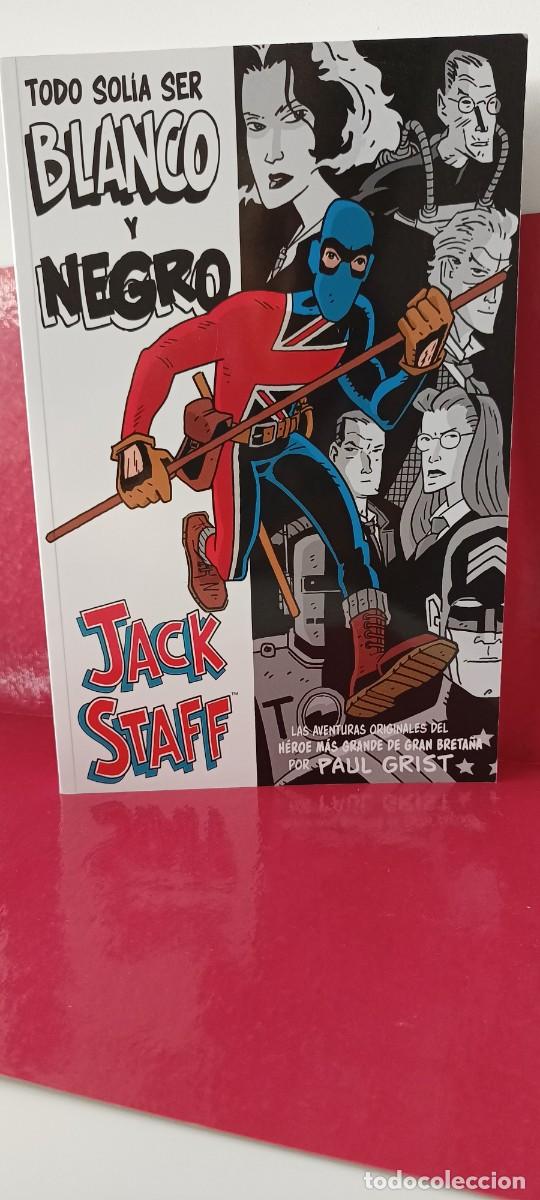 Todo solía ser blanco y negro - Jack Staff - Paul Grist - Aleta 2013 - Volumen 1