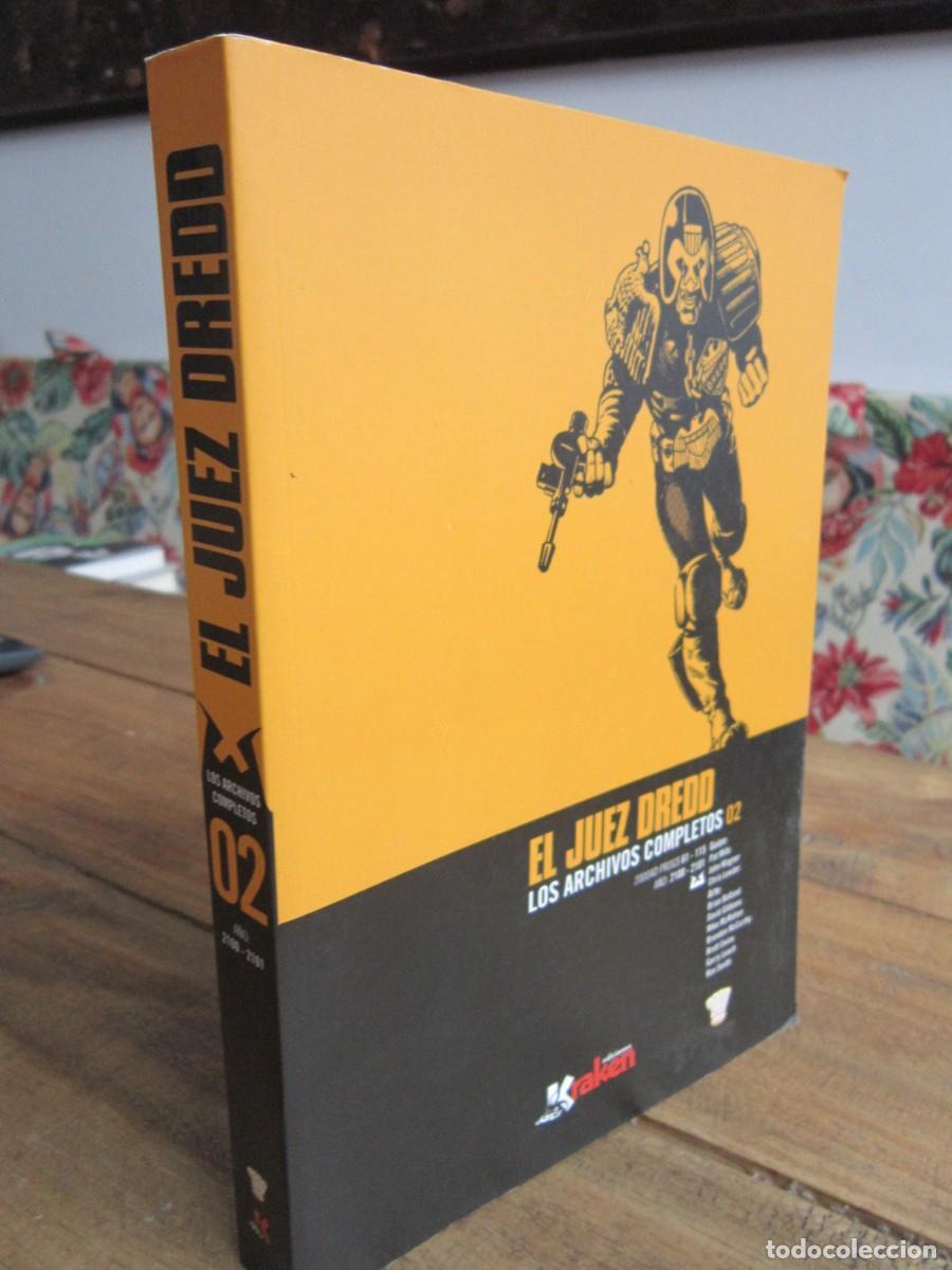 C&oacute;mics: JUEZ DREDD. LOS ARCHIVOS COMPLETOS 02. EDICIONES KRAKEN 2017. SIN CIRCULAR - Foto 1