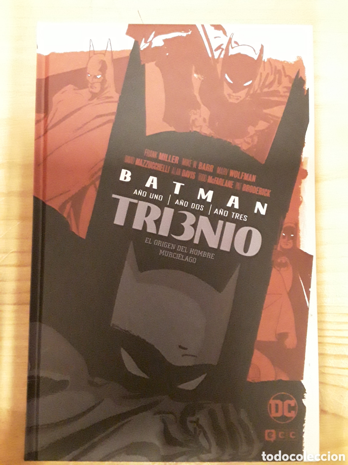 C&oacute;mics: Batman. Trienio. El origen del hombre murci&eacute;lago - ECC c&oacute;mics - Foto 1