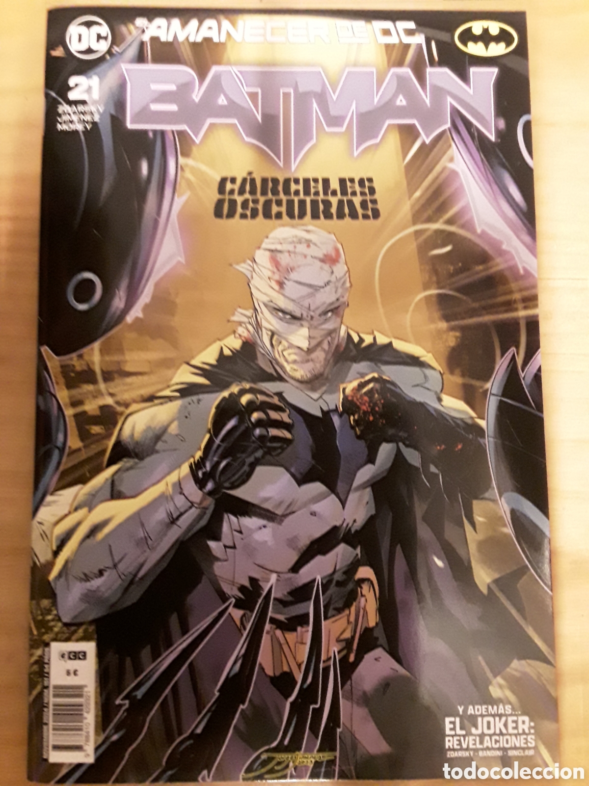C&oacute;mics: Batman 21 / 151 (grapa) - Zdarsky, Jim&eacute;nez, Morey - ECC c&oacute;mics - Foto 1