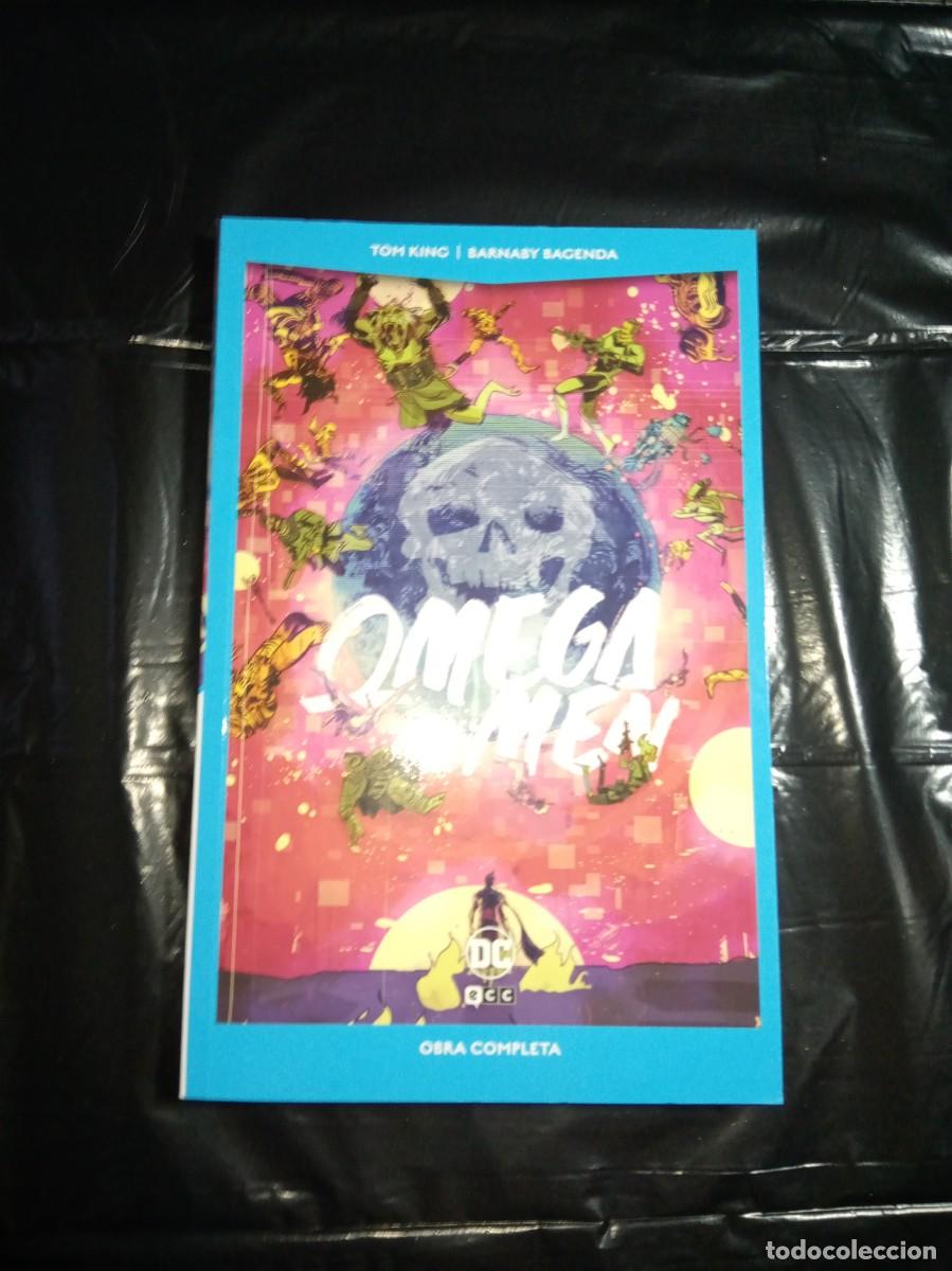 C&oacute;mics: DC POCKET OMEGA MEN ECC - Foto 1