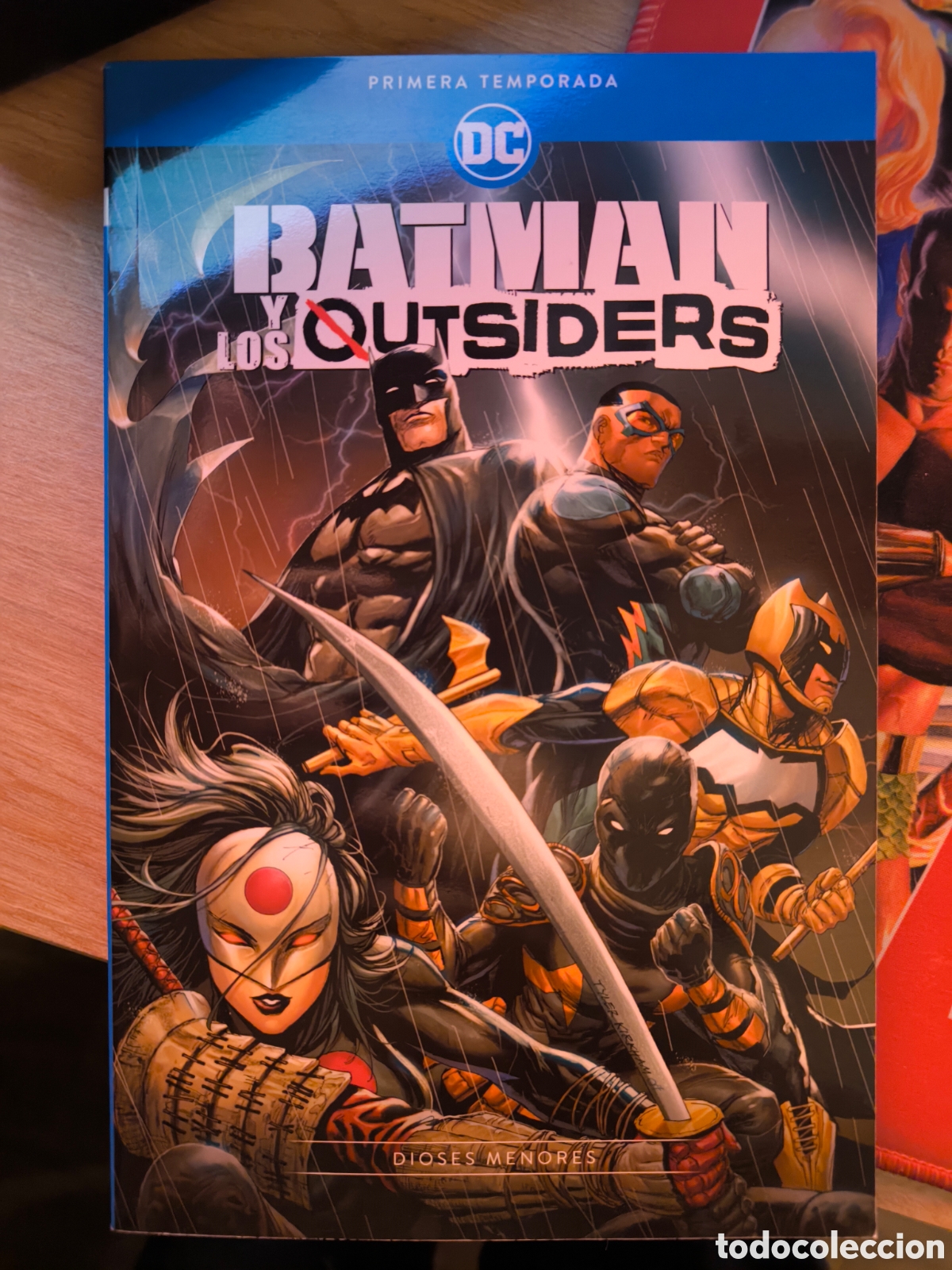 C&oacute;mics: Batman y los outsiders. Primera temporada - Foto 1