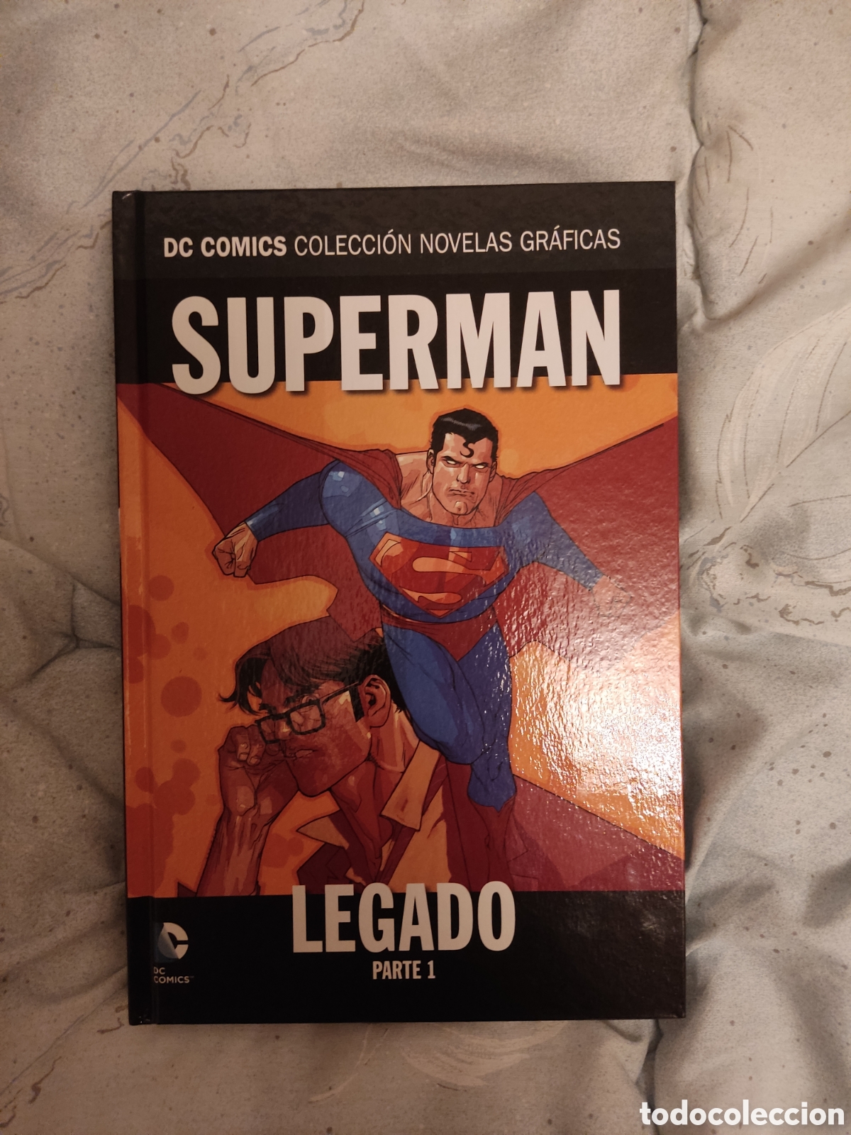C&oacute;mics: Novelas Gr&aacute;ficas DC 54 Superman Legado Parte 1 - Foto 1