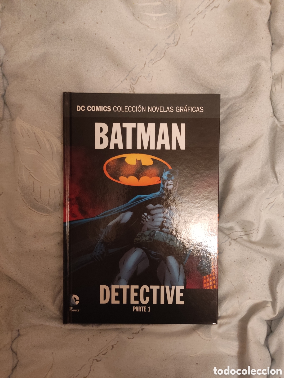 C&oacute;mics: Novelas Gr&aacute;ficas DC 35 Batman Detective Parte 1 - Foto 1