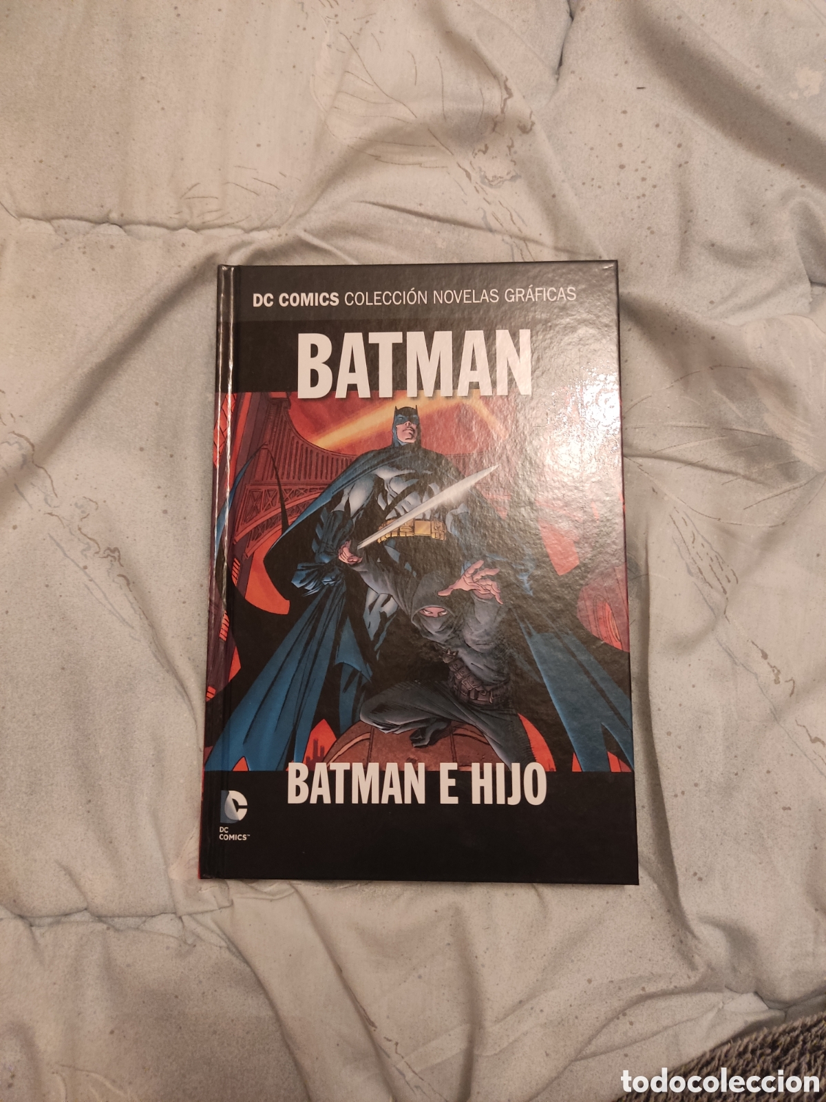 C&oacute;mics: Novelas Gr&aacute;ficas DC 8 Batman e Hijo - Foto 1