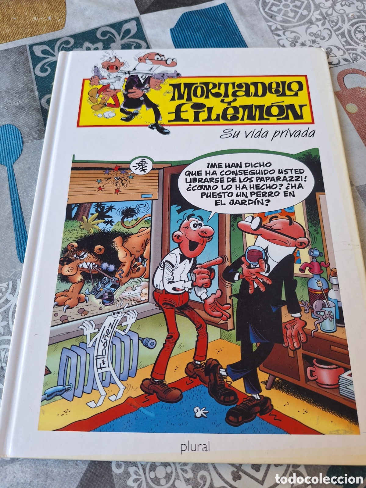 C&oacute;mics: Mortadelo y Filemon Su Vida Privada Plural 2000 - Foto 1