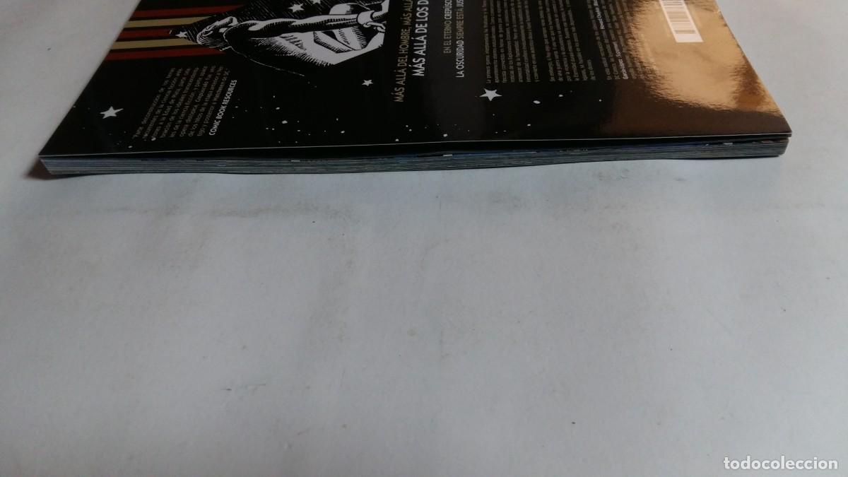 C&oacute;mics: Crep&uacute;sculo, V.V.A.A., ECC Ediciones - Foto 4