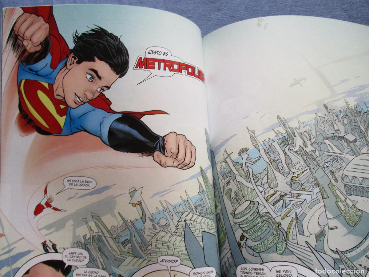 C&oacute;mics: DC / LEGI&Oacute;N DE SUPERH&Eacute;ROES N.&ordm; 1 de BRIAN MICHAEL BENDIS &middot; ECC 2020 - Foto 3