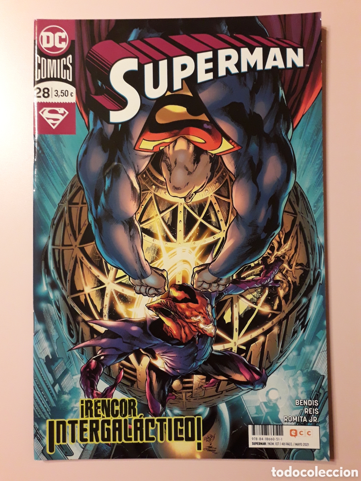 C&oacute;mics: SUPERMAN N&Uacute;MERO 28. BENDIS y ROMITA. EXCELENTE ESTADO - Foto 1
