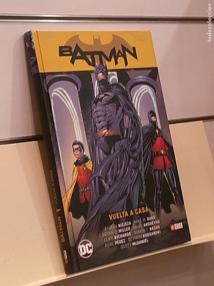 C&oacute;mics: BATMAN VUELTA A CASA - ECC OFERTA (ANTES 24.00 EU.) - Foto 1