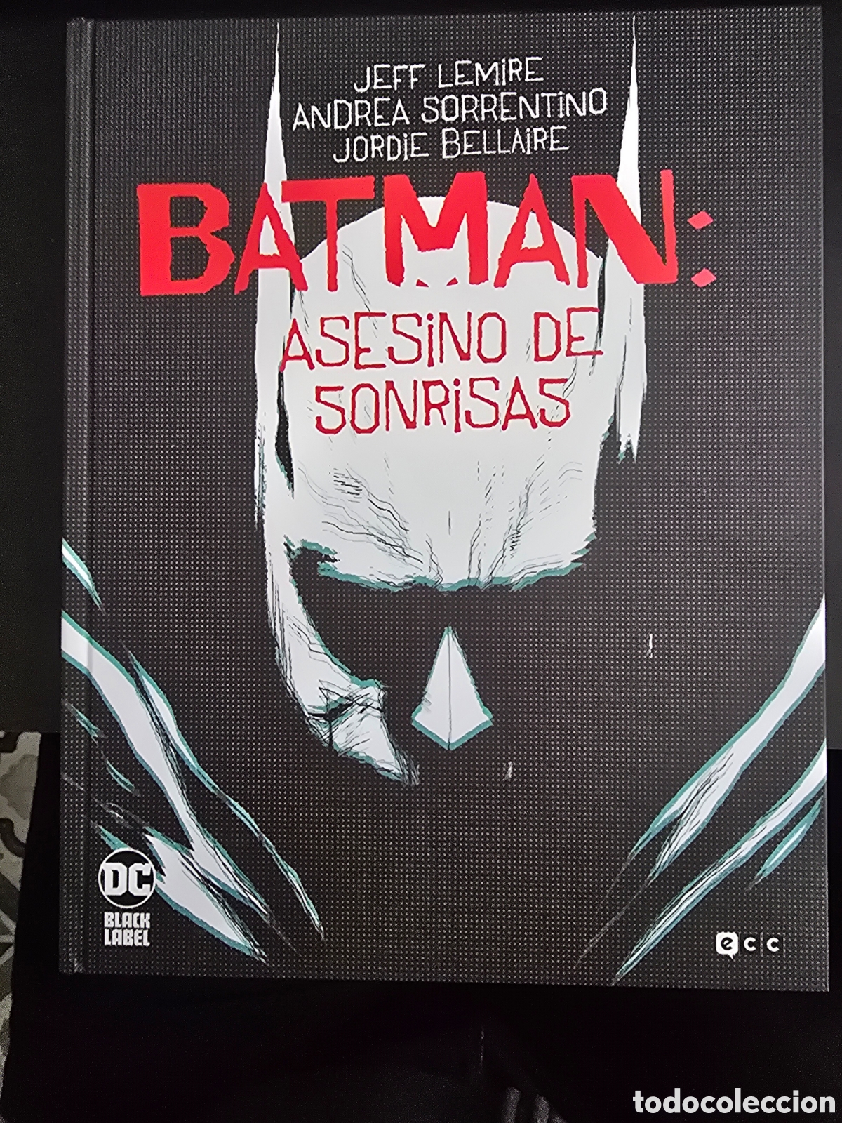 C&oacute;mics: BATMAN..ASESINO DE SONRISAS. LEMIRE, SORRENTINO. ECC - Foto 1