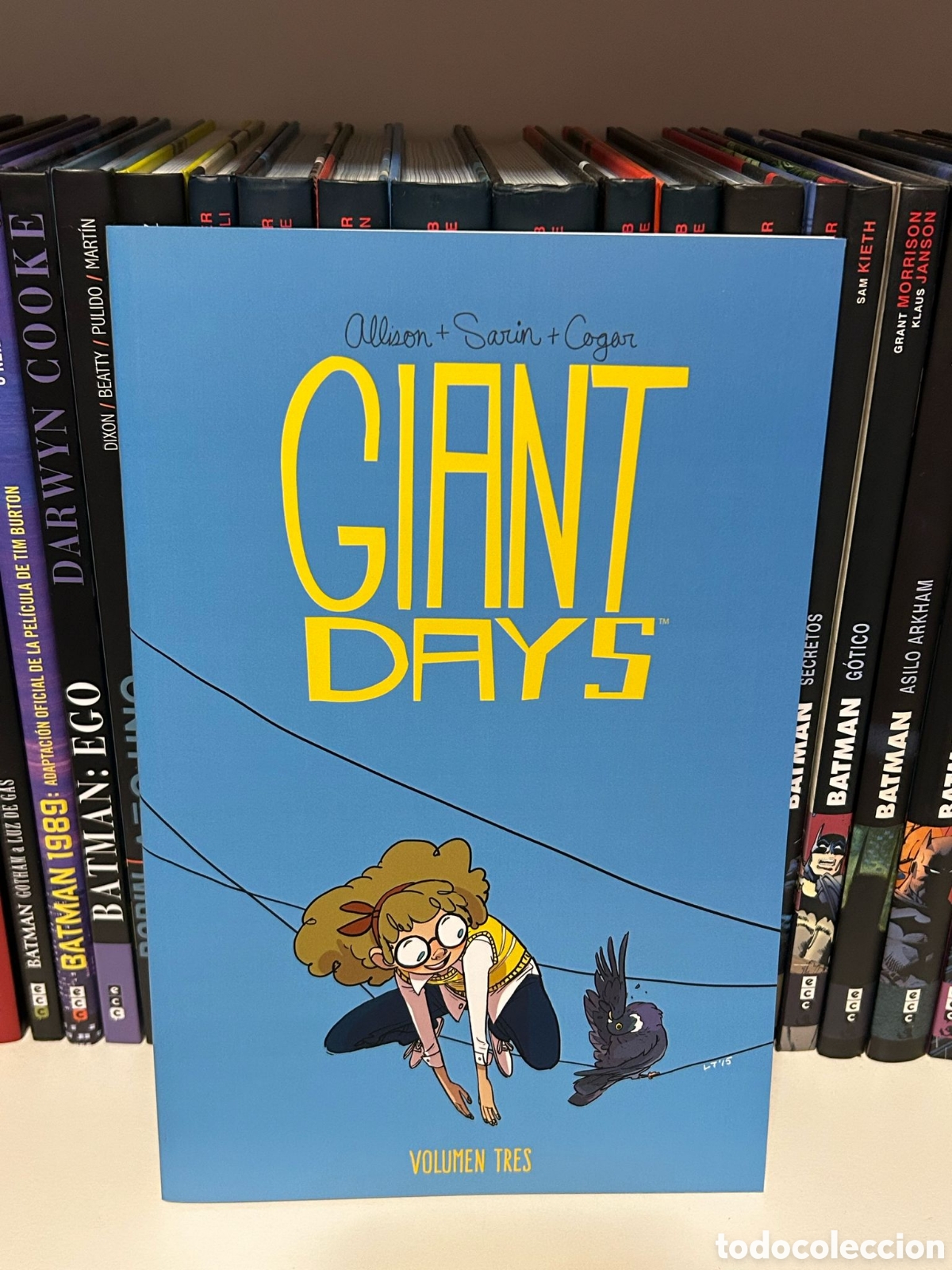 C&oacute;mics: GIANT DAYS VOL.03 (TAPA BLANDA-NUEVO) - Foto 1