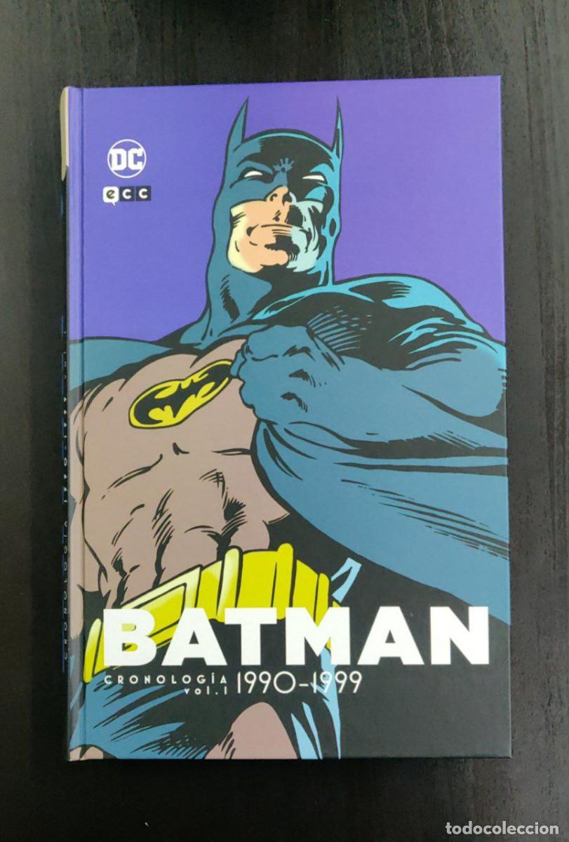 C&oacute;mics: BATMAN: CRONOLG&Iacute;A, 2024 (ECC) - Foto 5