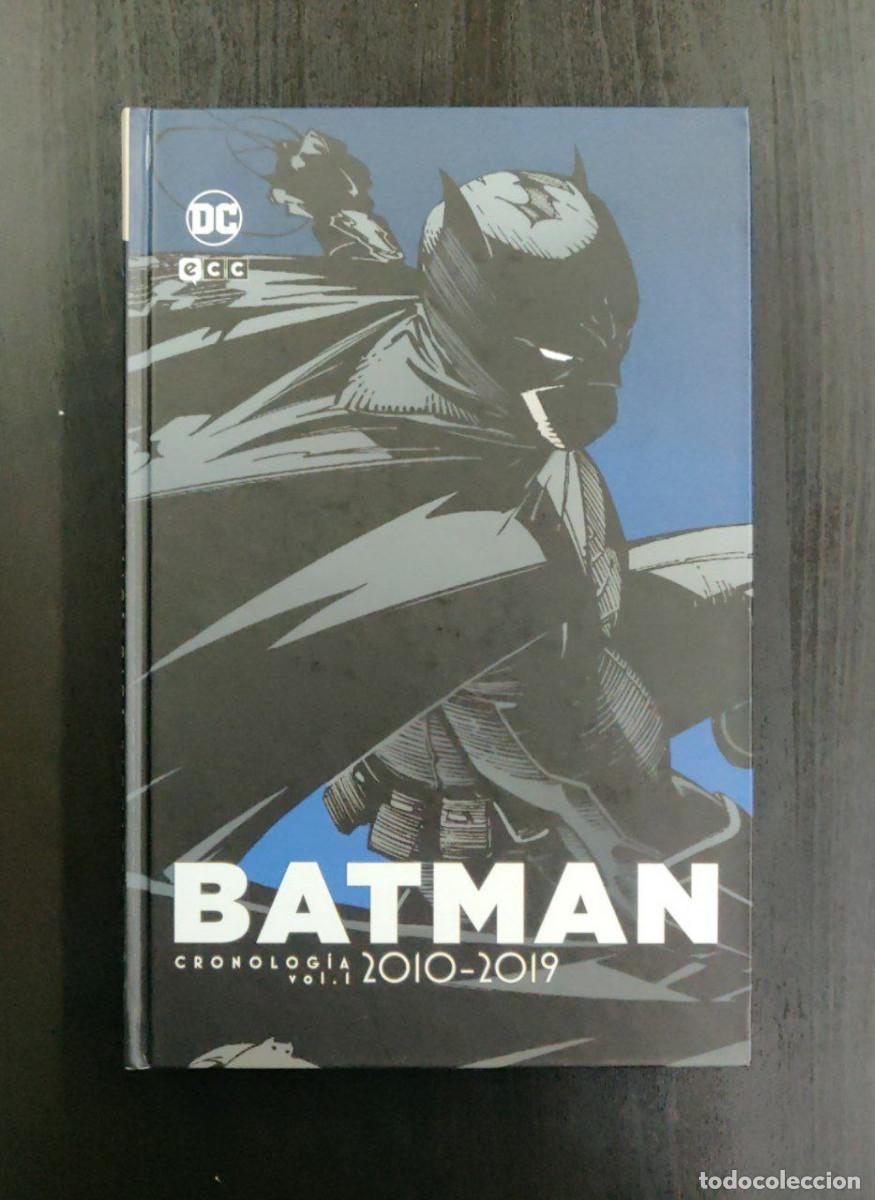 C&oacute;mics: BATMAN: CRONOLG&Iacute;A, 2024 (ECC) - Foto 8