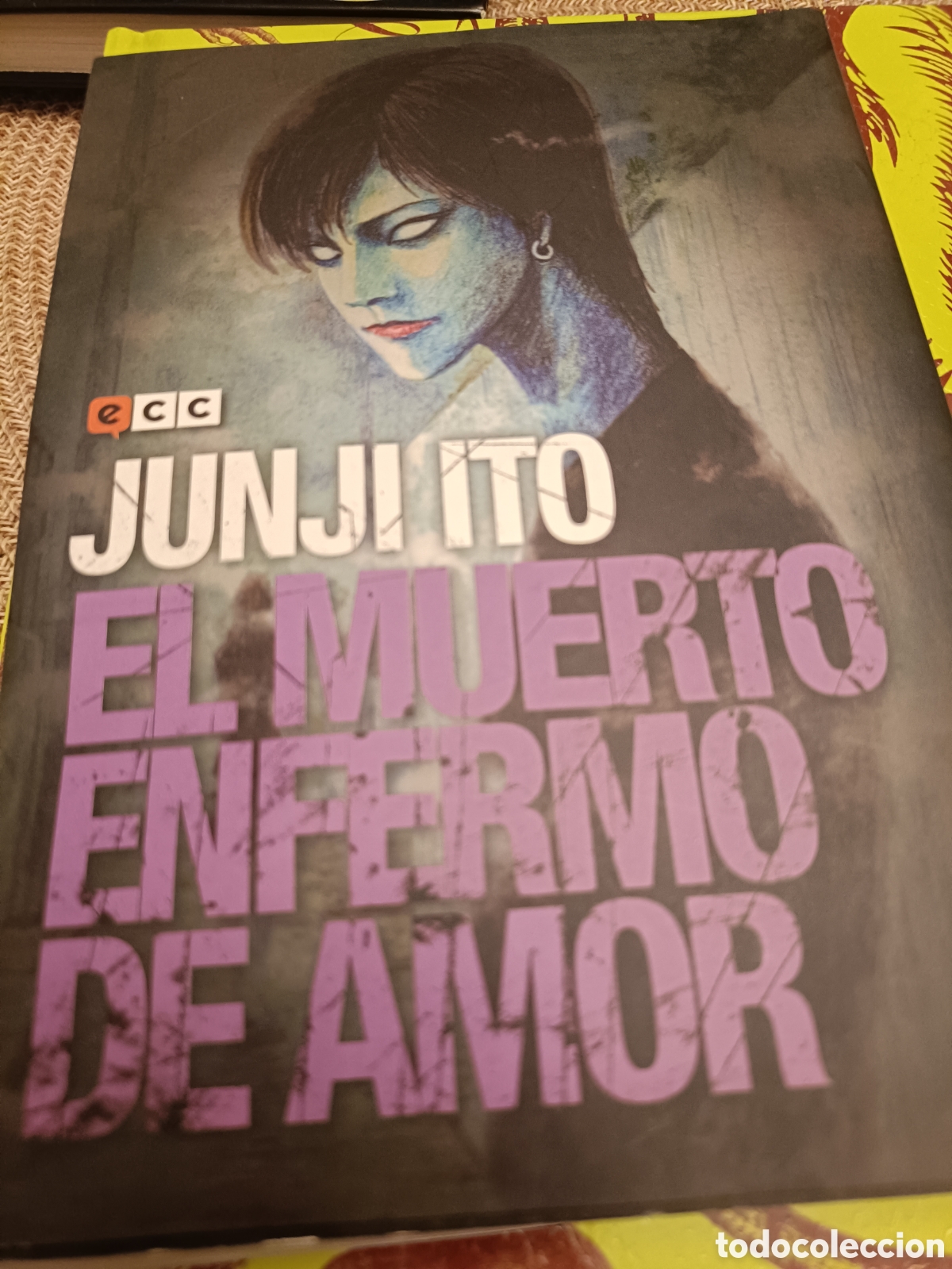 C&oacute;mics: C&oacute;mic Junji Ito el muerto enfermo de amor 2016 - Foto 1