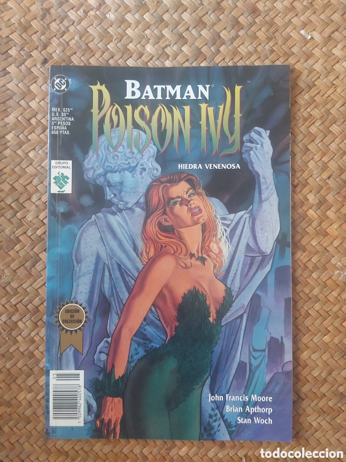 C&oacute;mics: BATMAN: POISON IVY. DC COMICS. VID. J. F. MOORE. - Foto 1