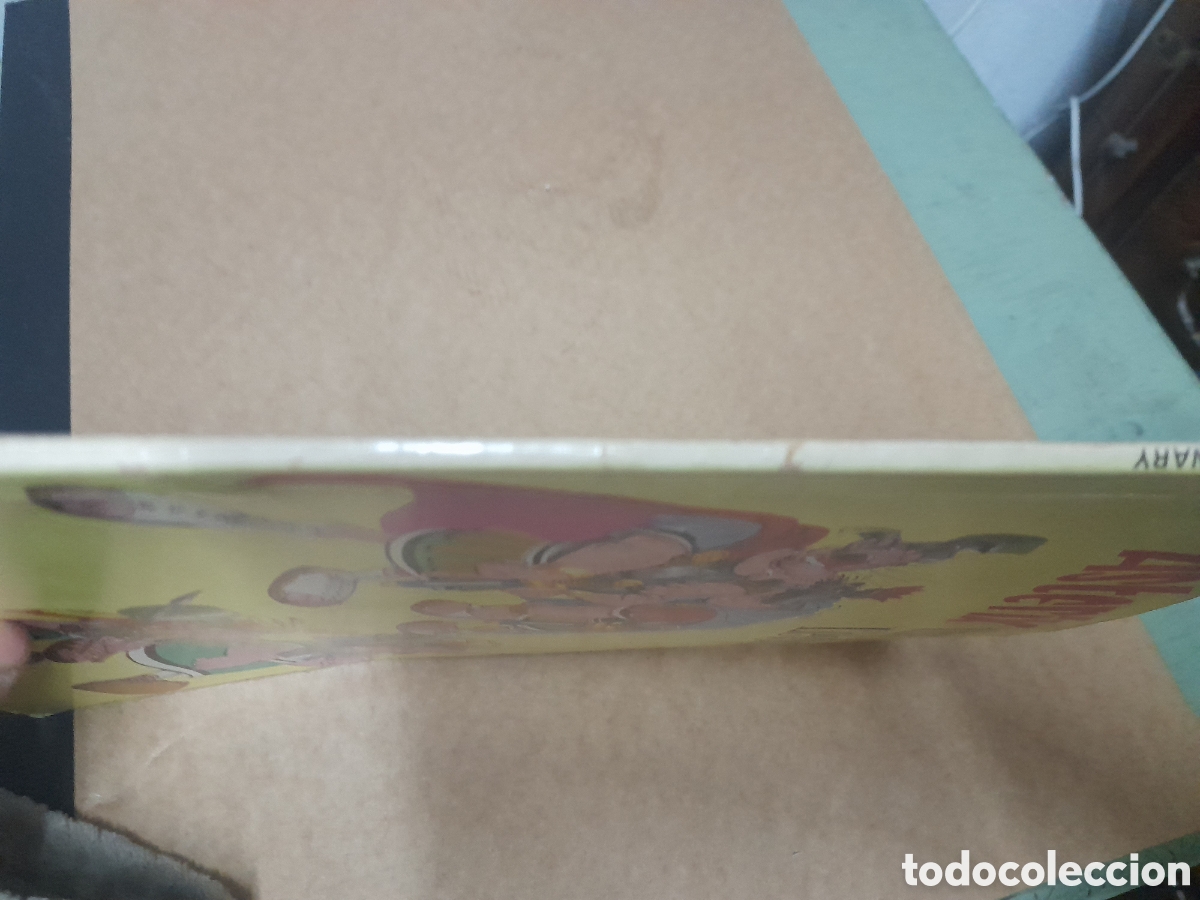 C&oacute;mics: Asterix the Legionary , a&ntilde;o 1967 , en Ingl&eacute;s - Foto 17