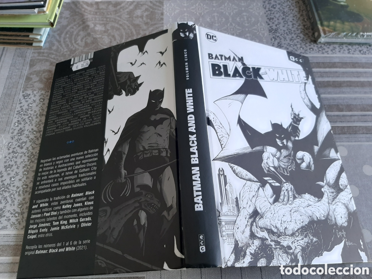 C&oacute;mics: Batman Black and white, volumen cinco, 5, ECC - Foto 2