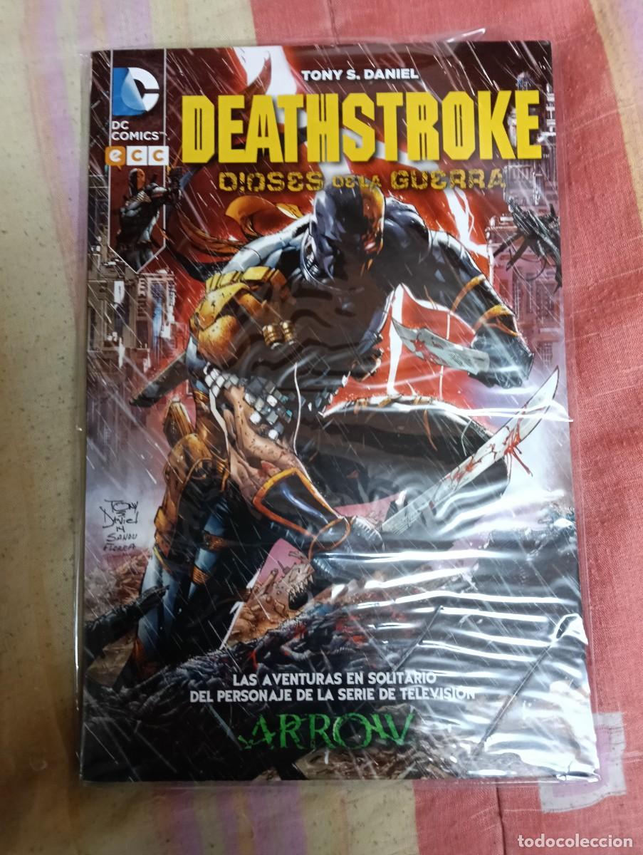 C&oacute;mics: DEATHSTROKE - ESPECIAL - DIOSES DE LA GUERRA - EDITORIAL ECC - Foto 1