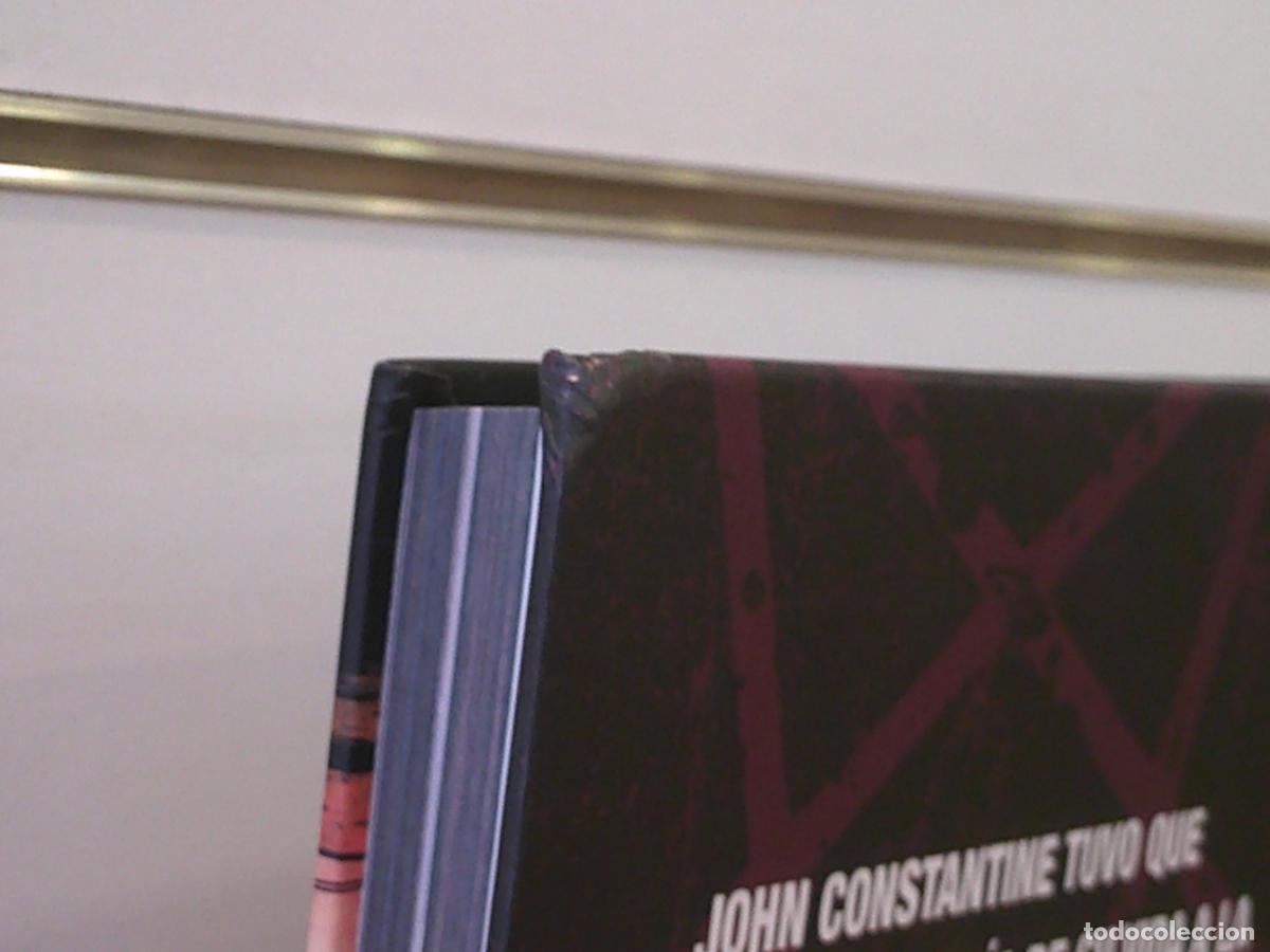 C&oacute;mics: JOHN CONSTANTINE HELLBLAZER VOL. 18 TOMO TAPA DURA DC BLACK LABEL - ECC OFERTA - Foto 3