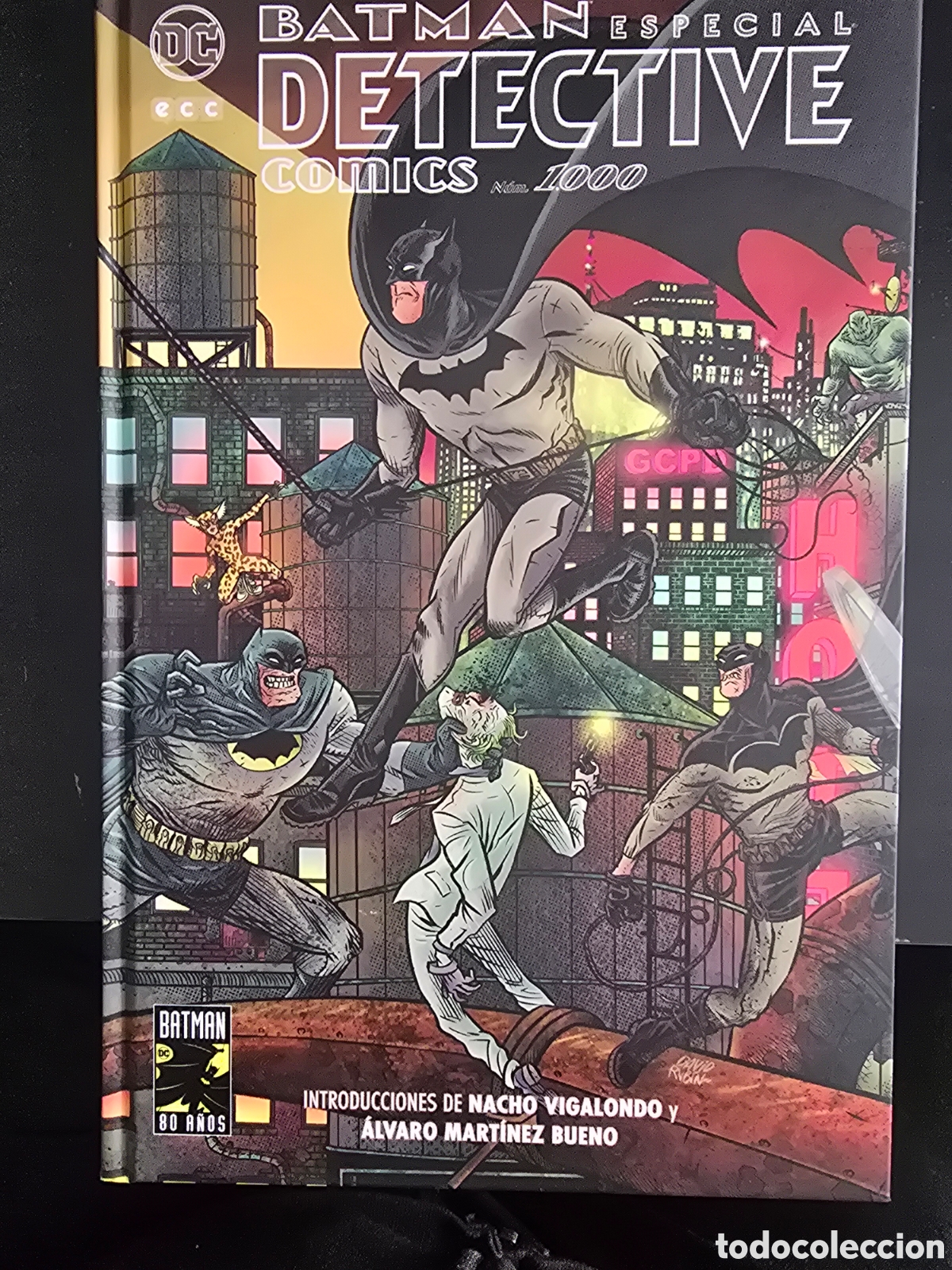 C&oacute;mics: BATMAN. ESPECIAL DETECTIVE COMICS NUM. 1000. ECC - Foto 1