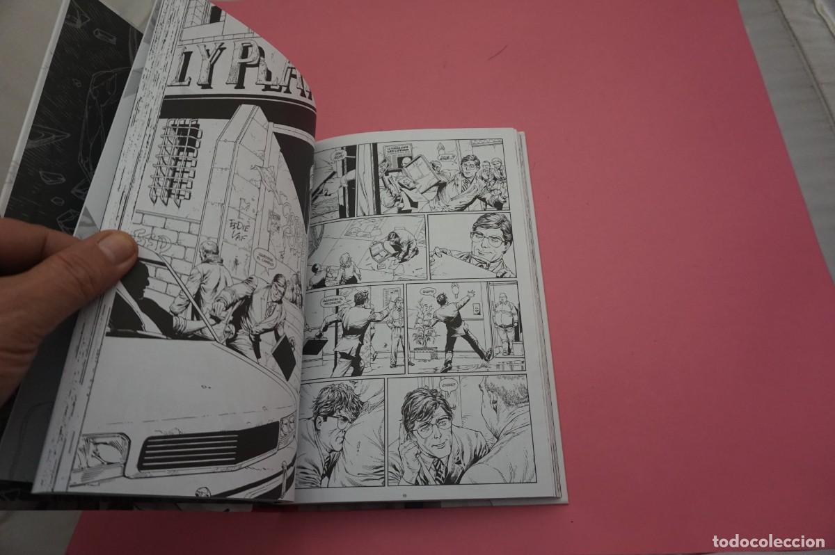 C&oacute;mics: 17C/ SUPERMAN - ORIGEN SECRETO / EDICION EN BLANCO Y NEGRO - ECC ED. - Foto 6