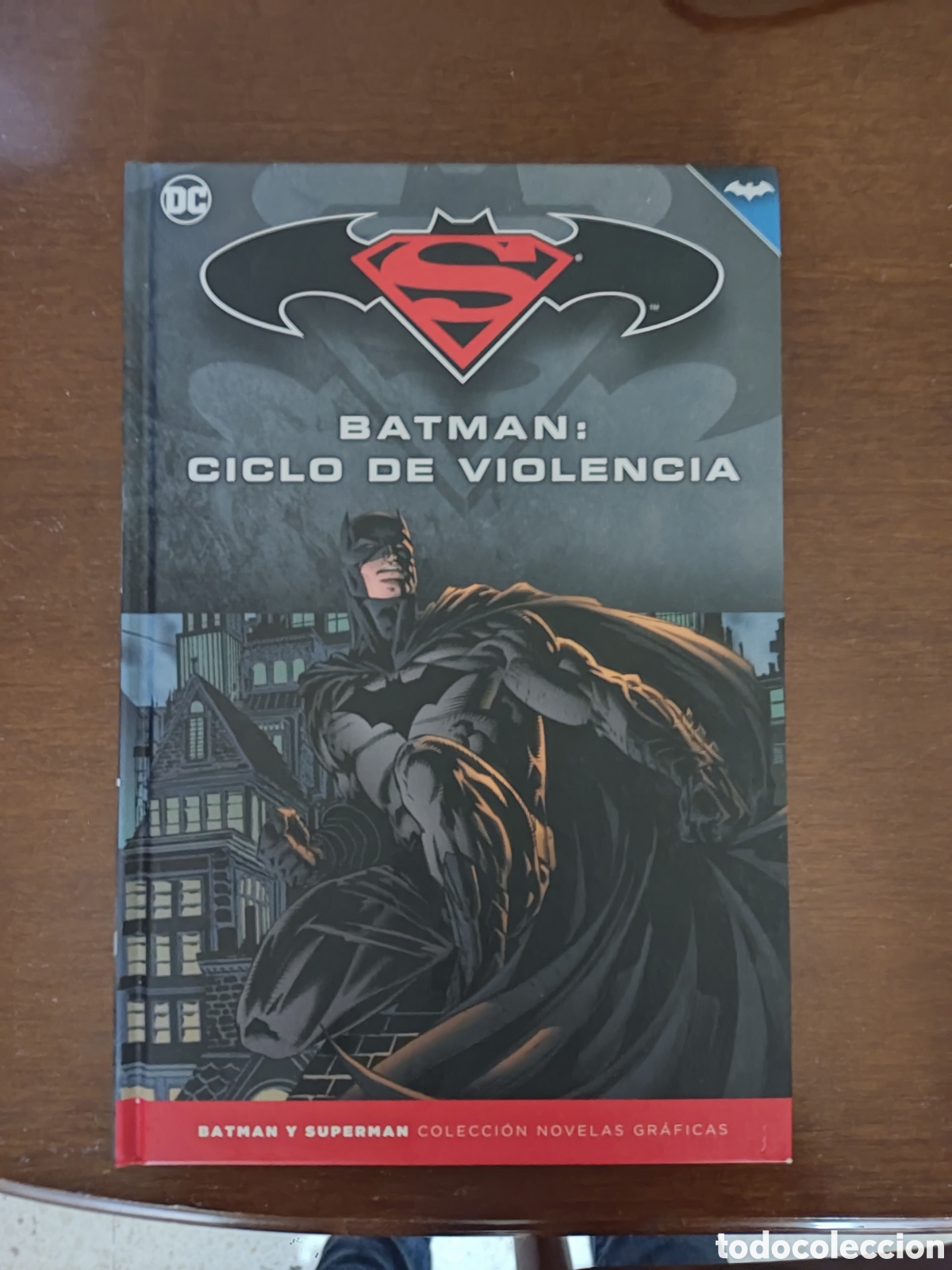 C&oacute;mics: Colecci&oacute;n Batman Superman 24 Batman Ciclo de Violencia - Foto 1