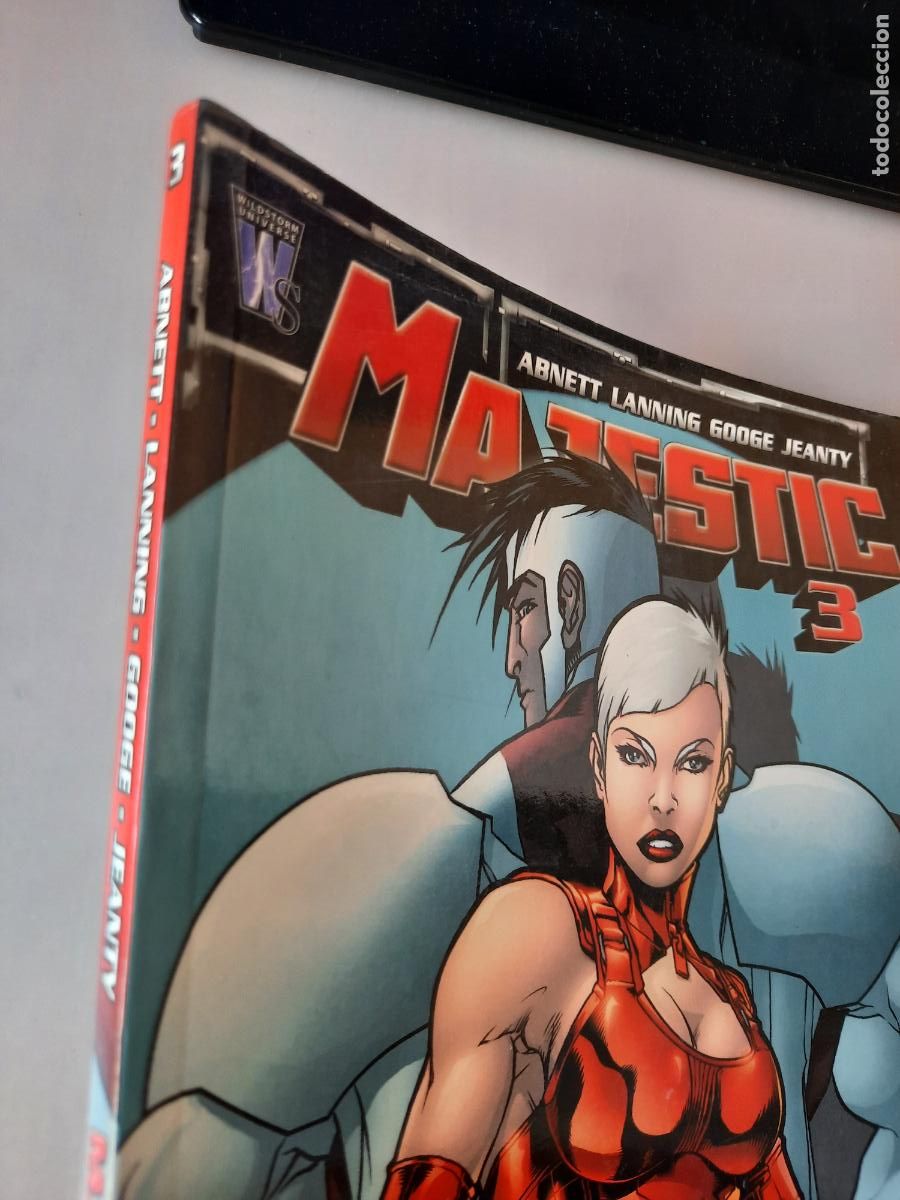 C&oacute;mics: MAJESTIC 3 - ED. NORMA - Foto 2