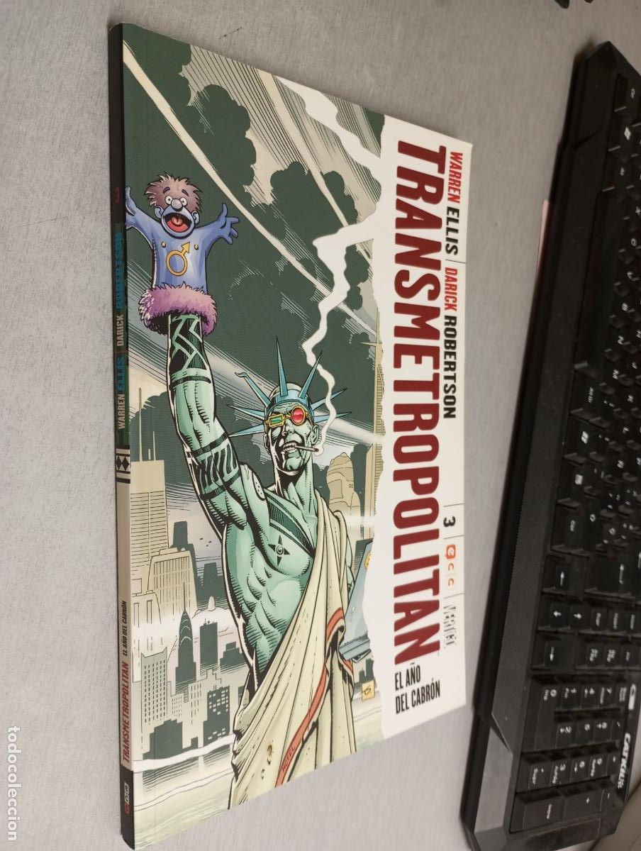 C&oacute;mics: TRANSMETROPOLITAN N&ordm; 3: EL A&Ntilde;O DEL CABR&Oacute;N / WARREN ELLIS - DARICK ROBERTSON / V&Eacute;RTIGO - ECC - Foto 1