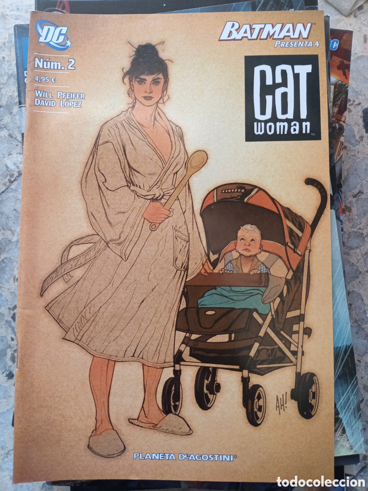 C&oacute;mics: BATMAN PRESENTA 4 N&ordm; 2 CAT WOMAN - Foto 1