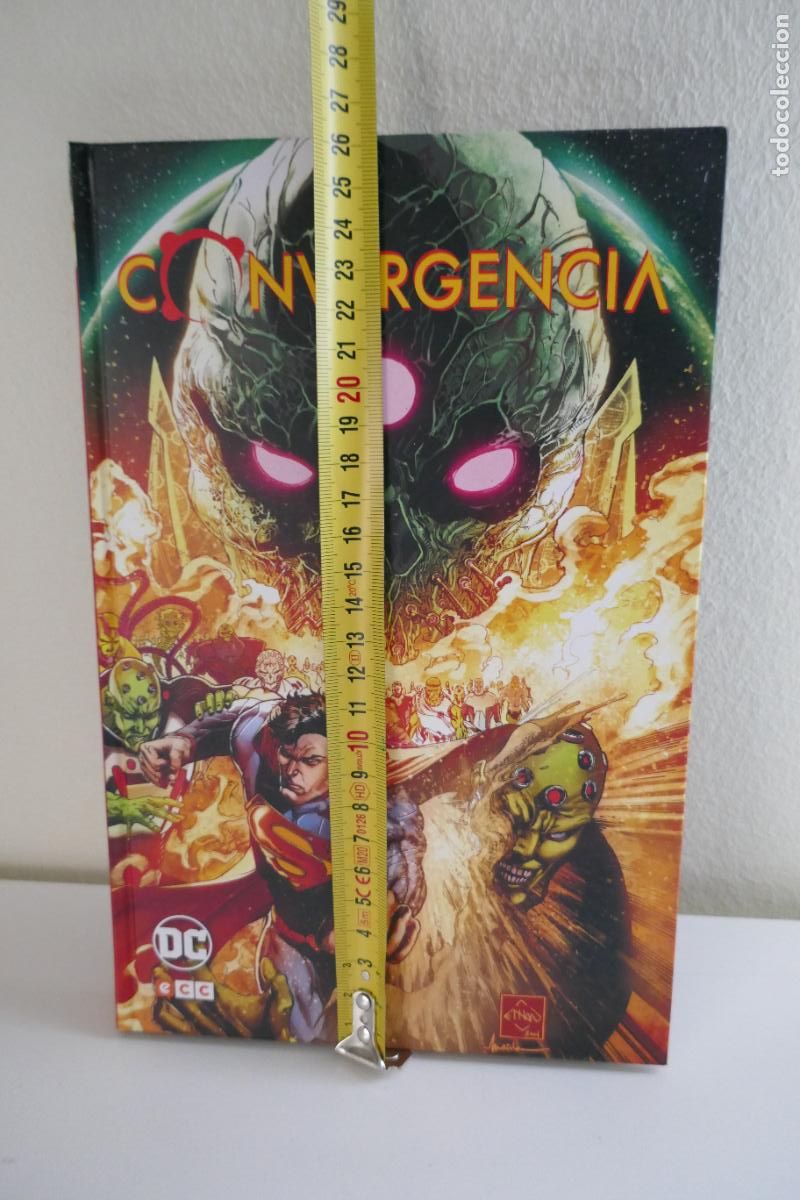 C&oacute;mics: CONVERGENCIA - DC - ECC - TAPA DURA - EXCELENTE ESTADO. - Foto 2