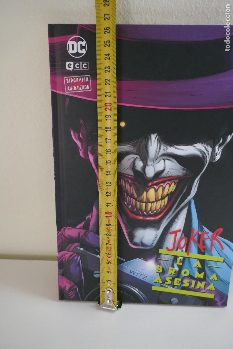 C&oacute;mics: Joker - Biograf&iacute;a no Autorizada 4: La Broma Asesina, ECC - Foto 3