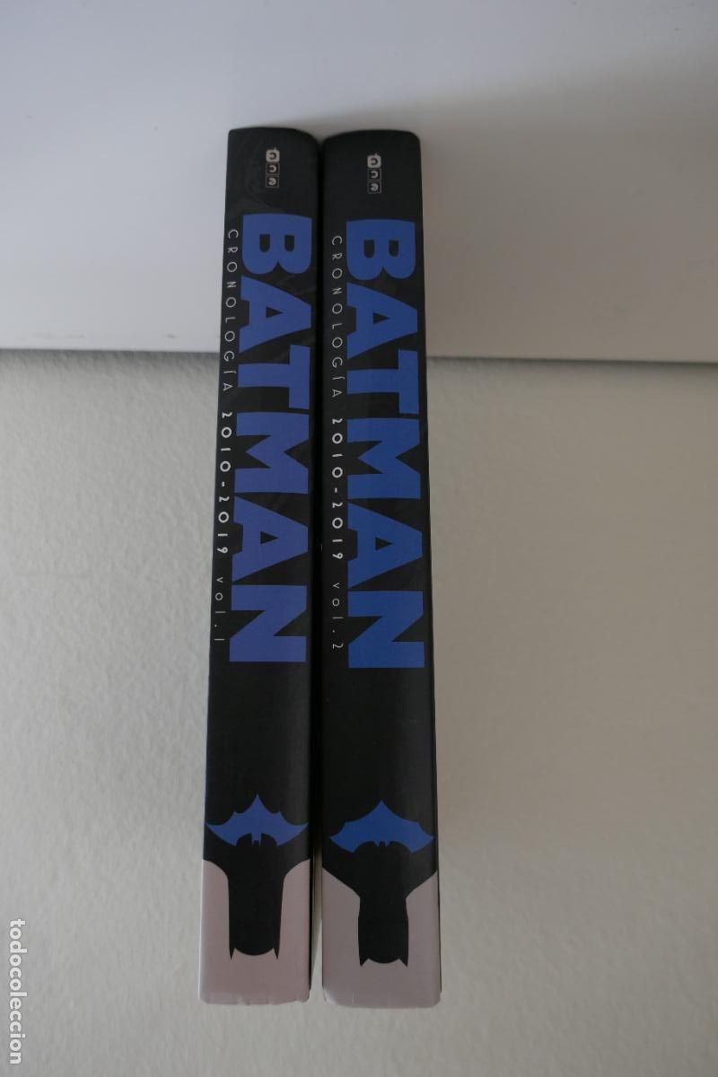C&oacute;mics: BATMAN CRONOLOGIA 2010-2019 VOL. 1 y 2 . Excelente estado - Foto 2
