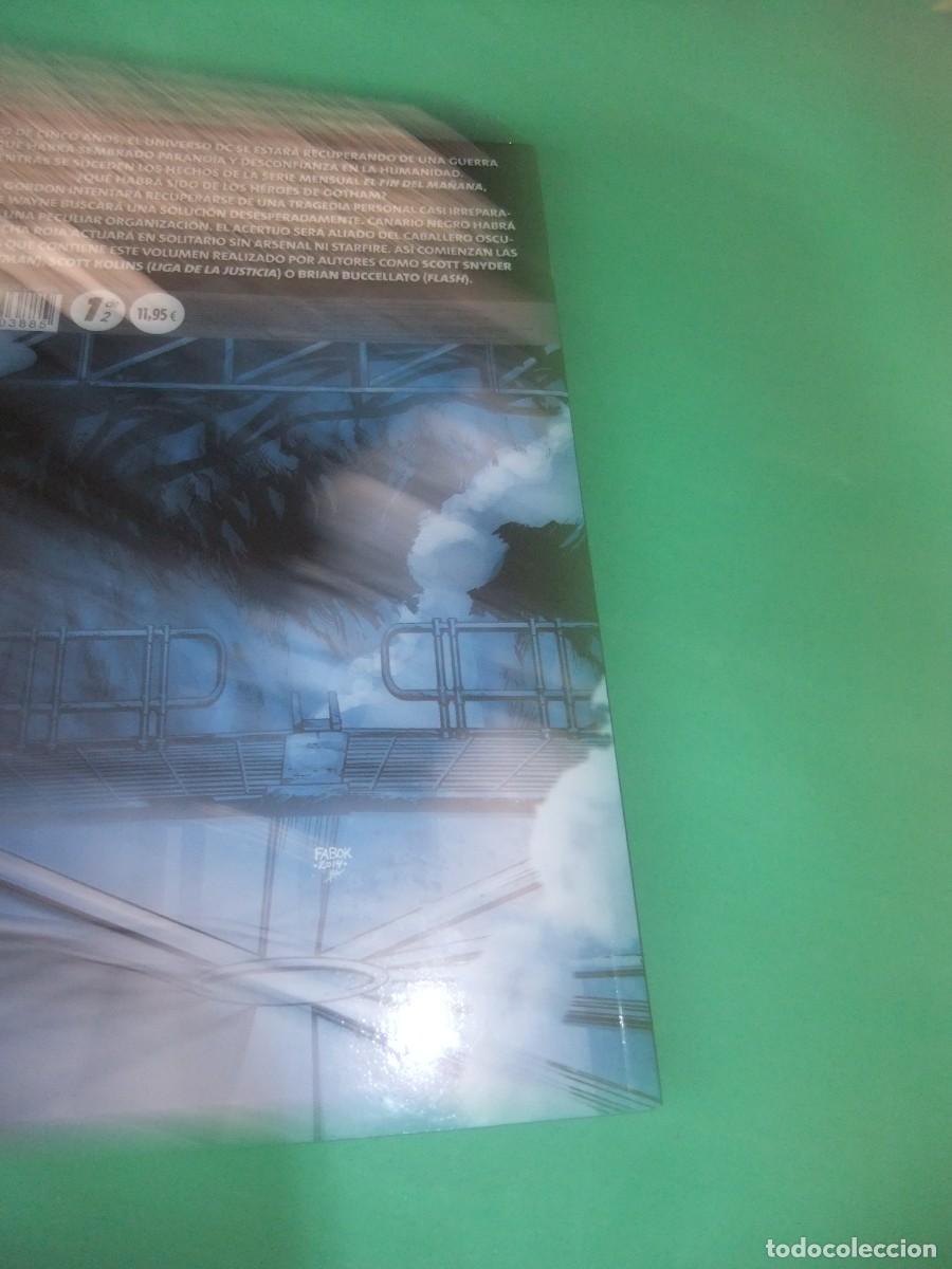 C&oacute;mics: BATMAN EL FIN DEL MA&Ntilde;ANA ECC - Foto 2