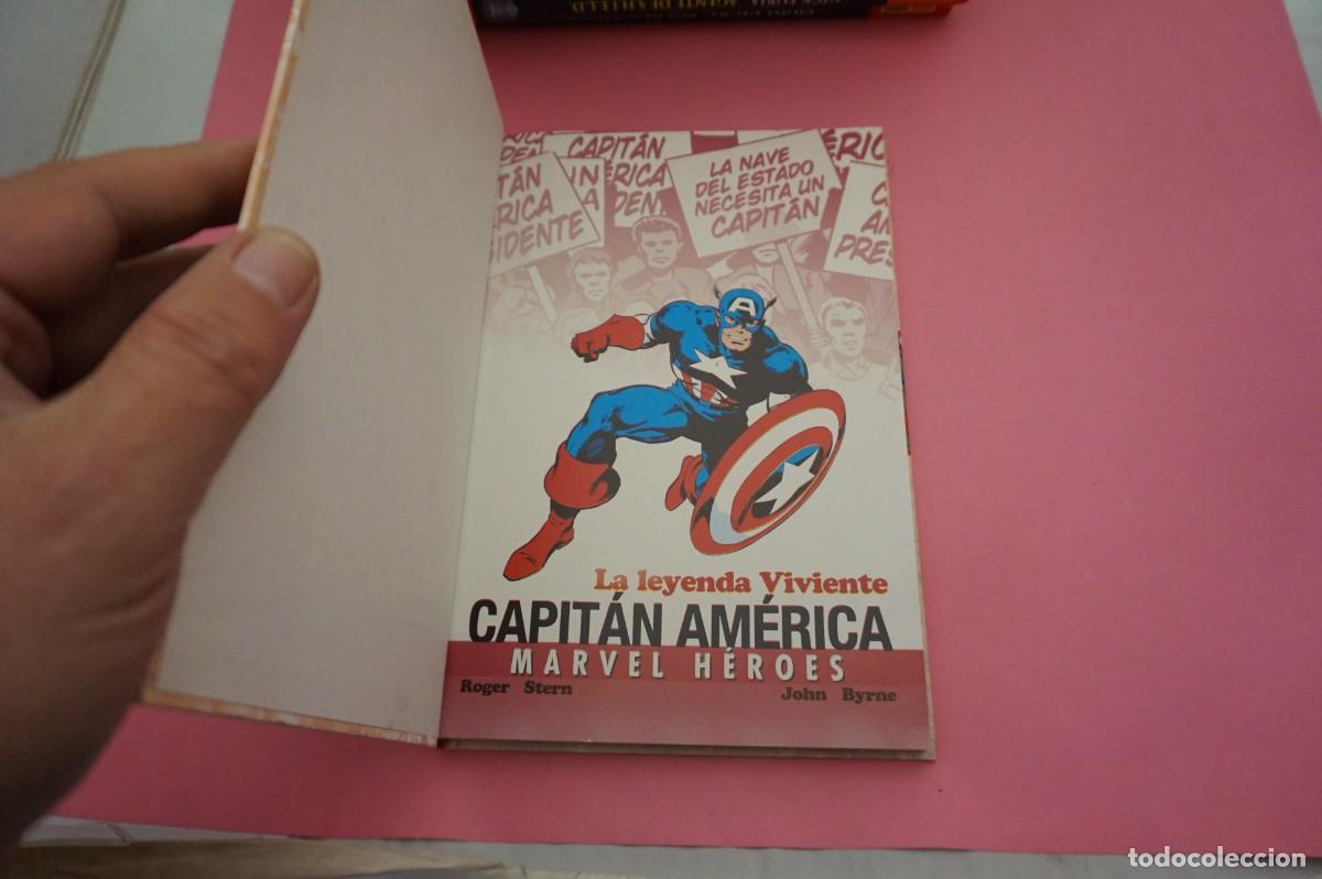 C&oacute;mics: 17A/ CAPITAN AMERICA - LA LEYENDA VIVIENTE - MARVEL HEROES / MARVEL PANINI COMICS - Foto 2