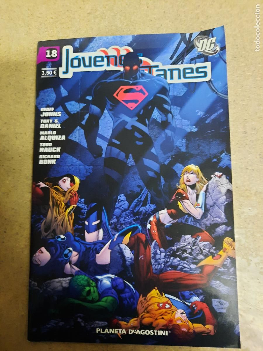C&oacute;mics: J&Oacute;VENES TITANES N&ordm; 18 Y 19 - ED. DC - Foto 1