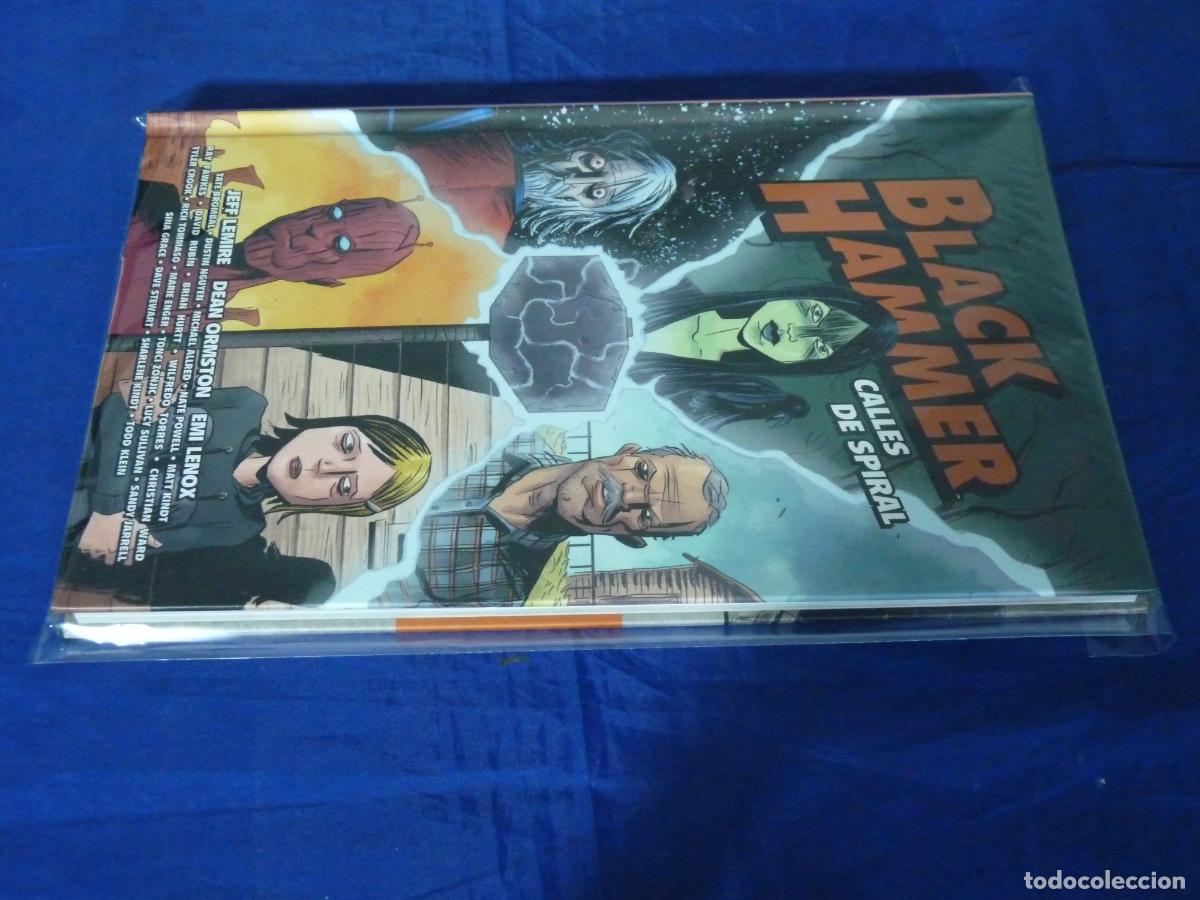 C&oacute;mics: Astiberri Black Hammer Calles de Spiral OREFSLL - Foto 4