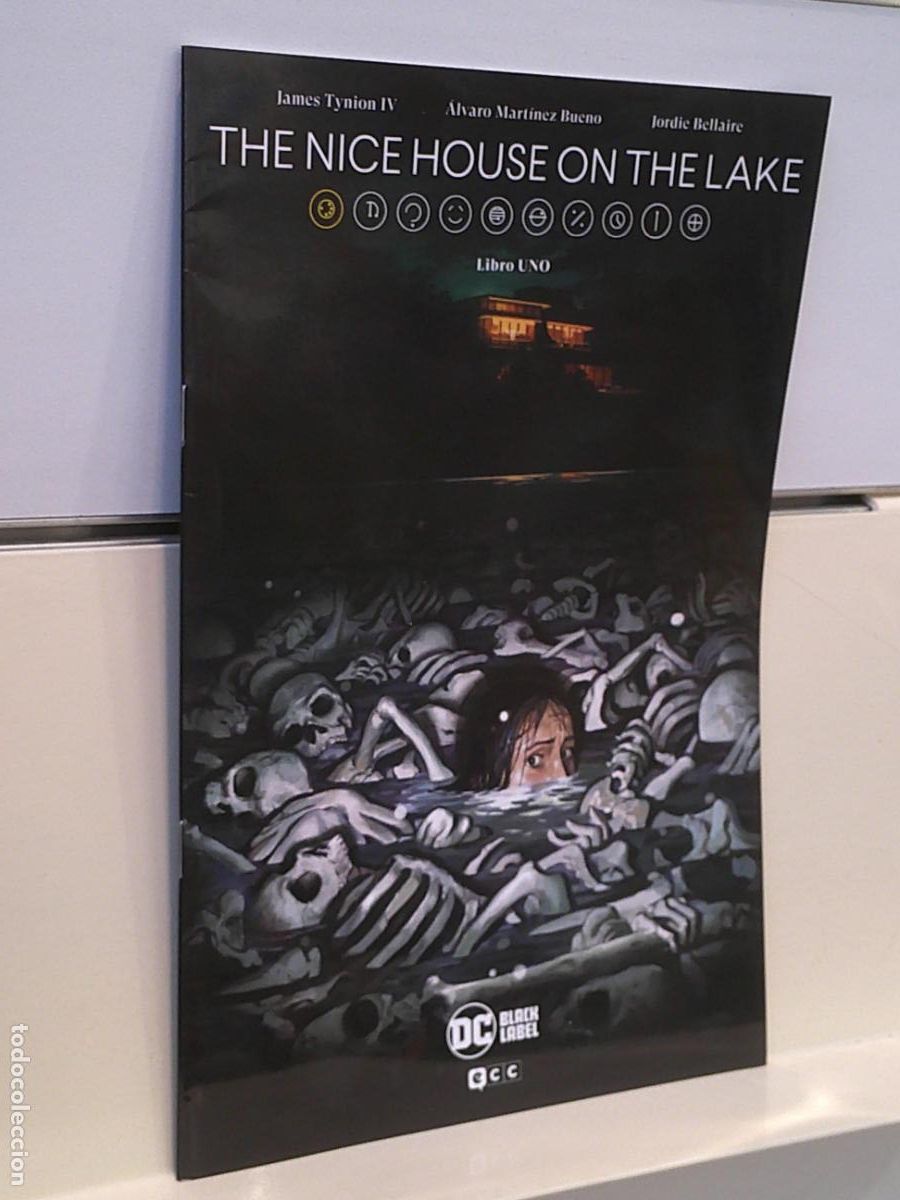 C&oacute;mics: THE NICE HOUSE ON THE LAKE N&ordm; 1 - ECC OFERTA - Foto 1