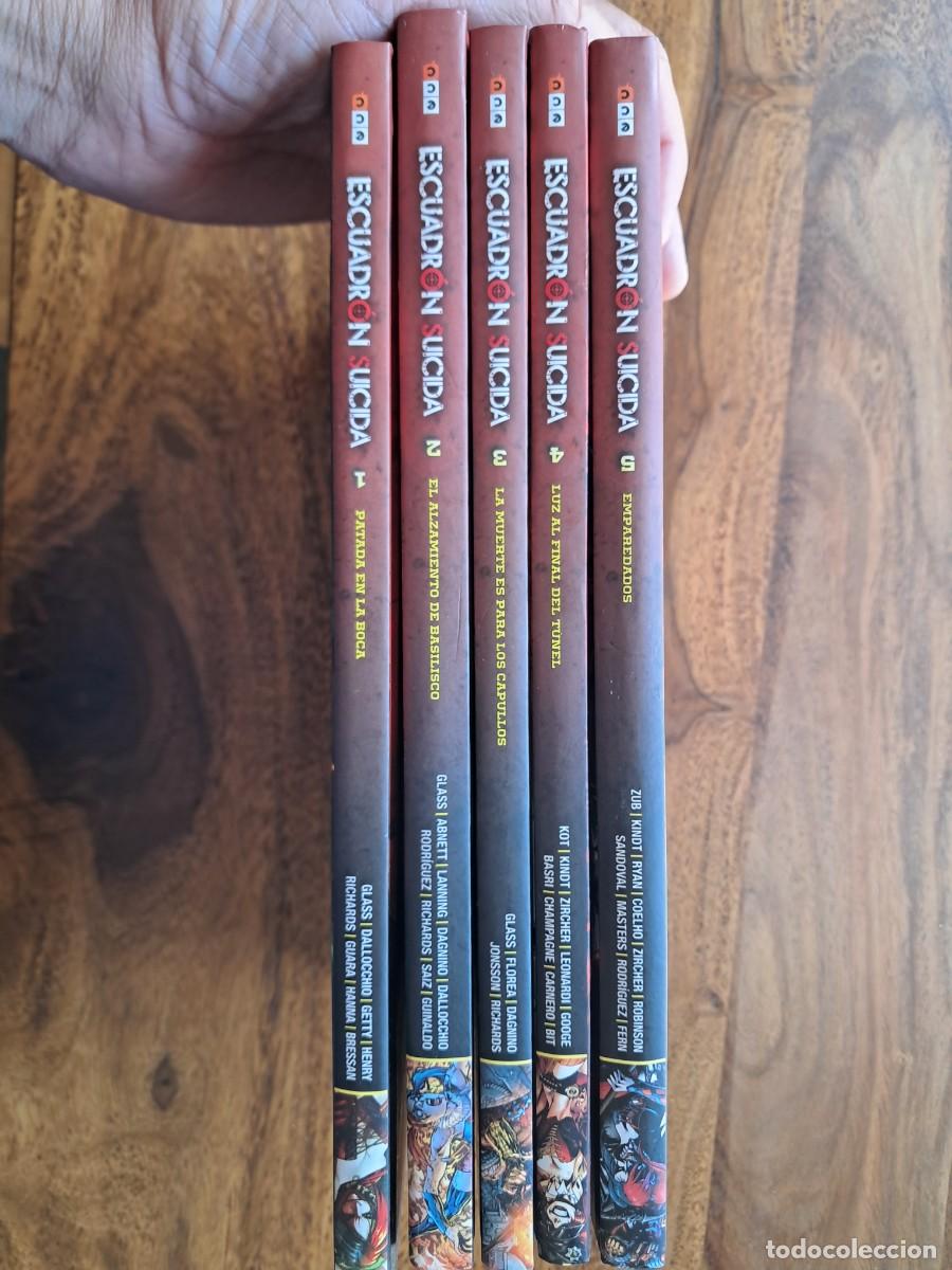 C&oacute;mics: Escuadr&oacute;n Suicida ECC (2016). 5 tomos - Foto 8