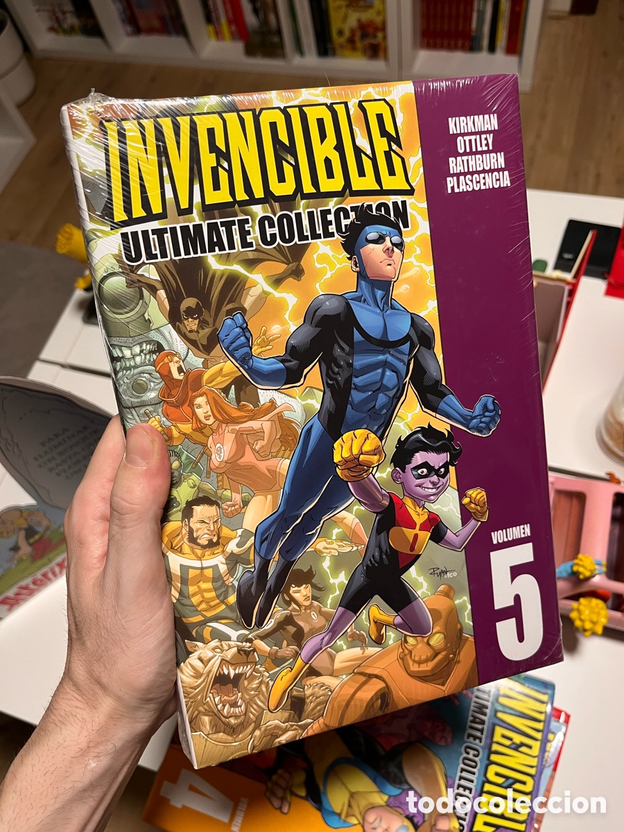 C&oacute;mics: Comic5 INVENCIBLE ULTIMATE COLLECTION TOMO 5 ALETA EDICIONES - Foto 1