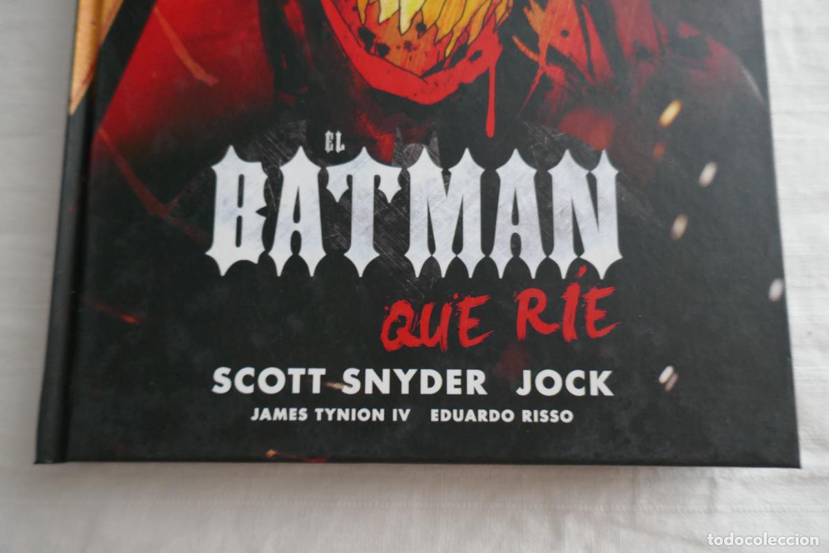C&oacute;mics: El Batman que R&iacute;e, DC ECC - SCOTT SNYDER JOCK - TAPA DURA - Foto 7
