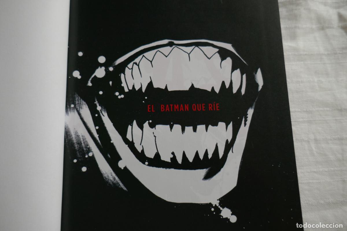 C&oacute;mics: El Batman que R&iacute;e, DC ECC - SCOTT SNYDER JOCK - TAPA DURA - Foto 8