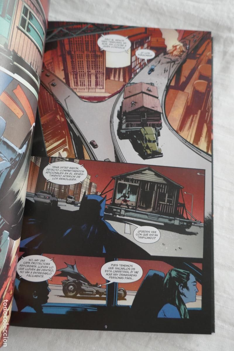 C&oacute;mics: El Batman que R&iacute;e, DC ECC - SCOTT SNYDER JOCK - TAPA DURA - Foto 17