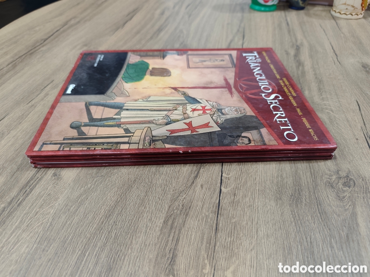 C&oacute;mics: El tri&aacute;ngulo secreto. Tomos 1 y 3. Didier Convard y otros - Foto 6