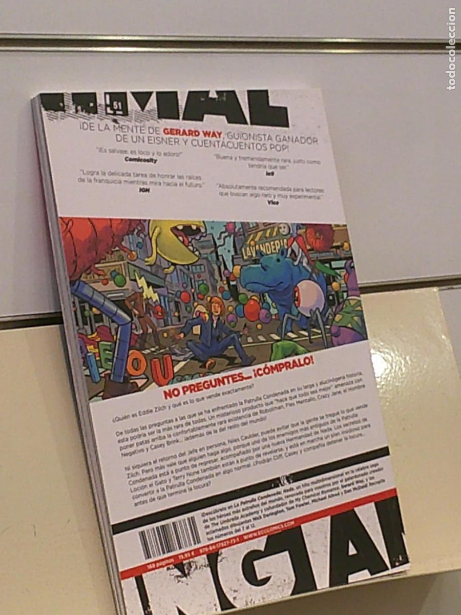 C&oacute;mics: DCS YOUNG ANIMAL LA PATRULLA CONDENADA NADA DC - ECC OFERTA - Foto 2