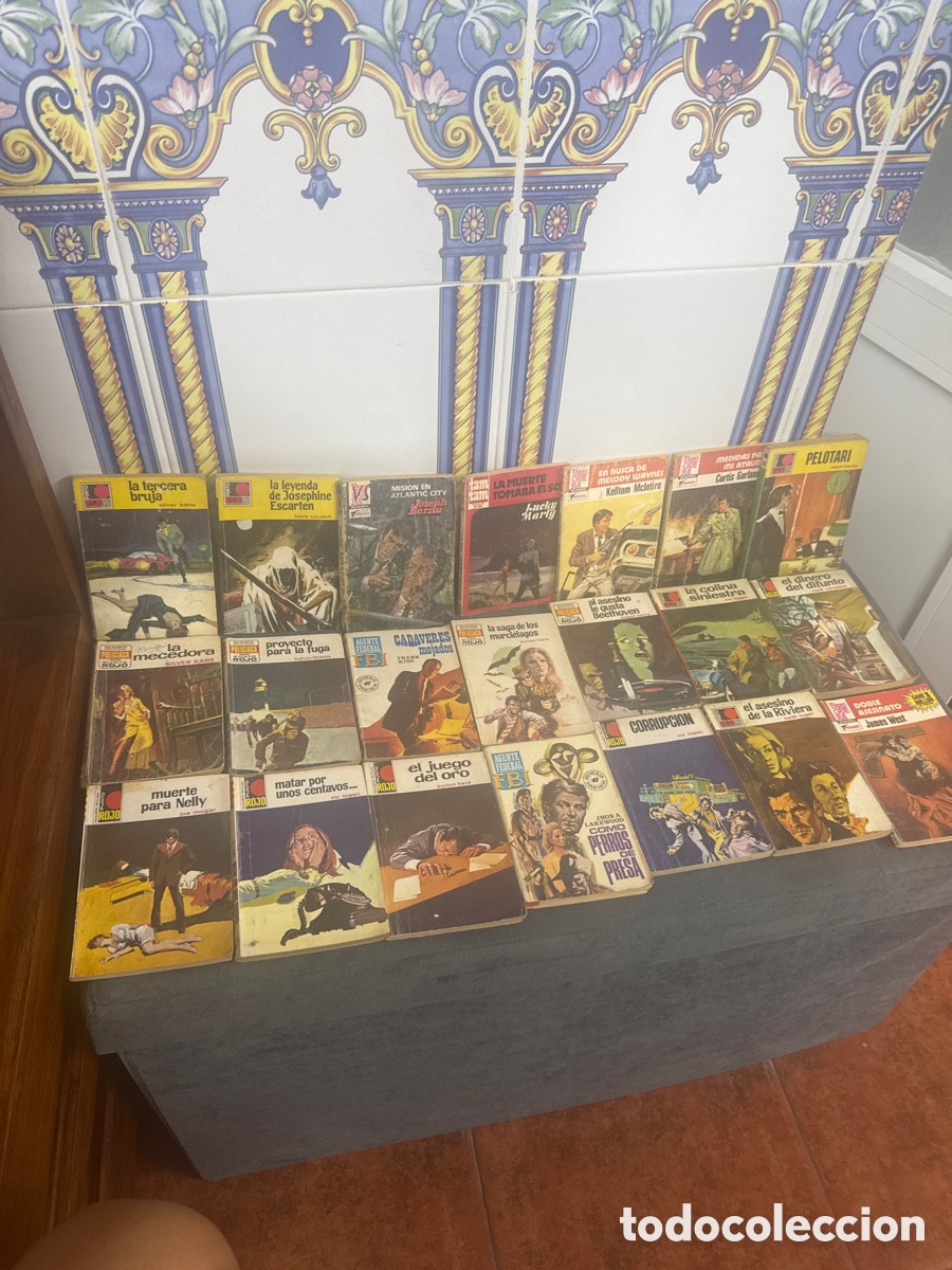 C&oacute;mics: Lote de 21 Novelas policiacas - Foto 1