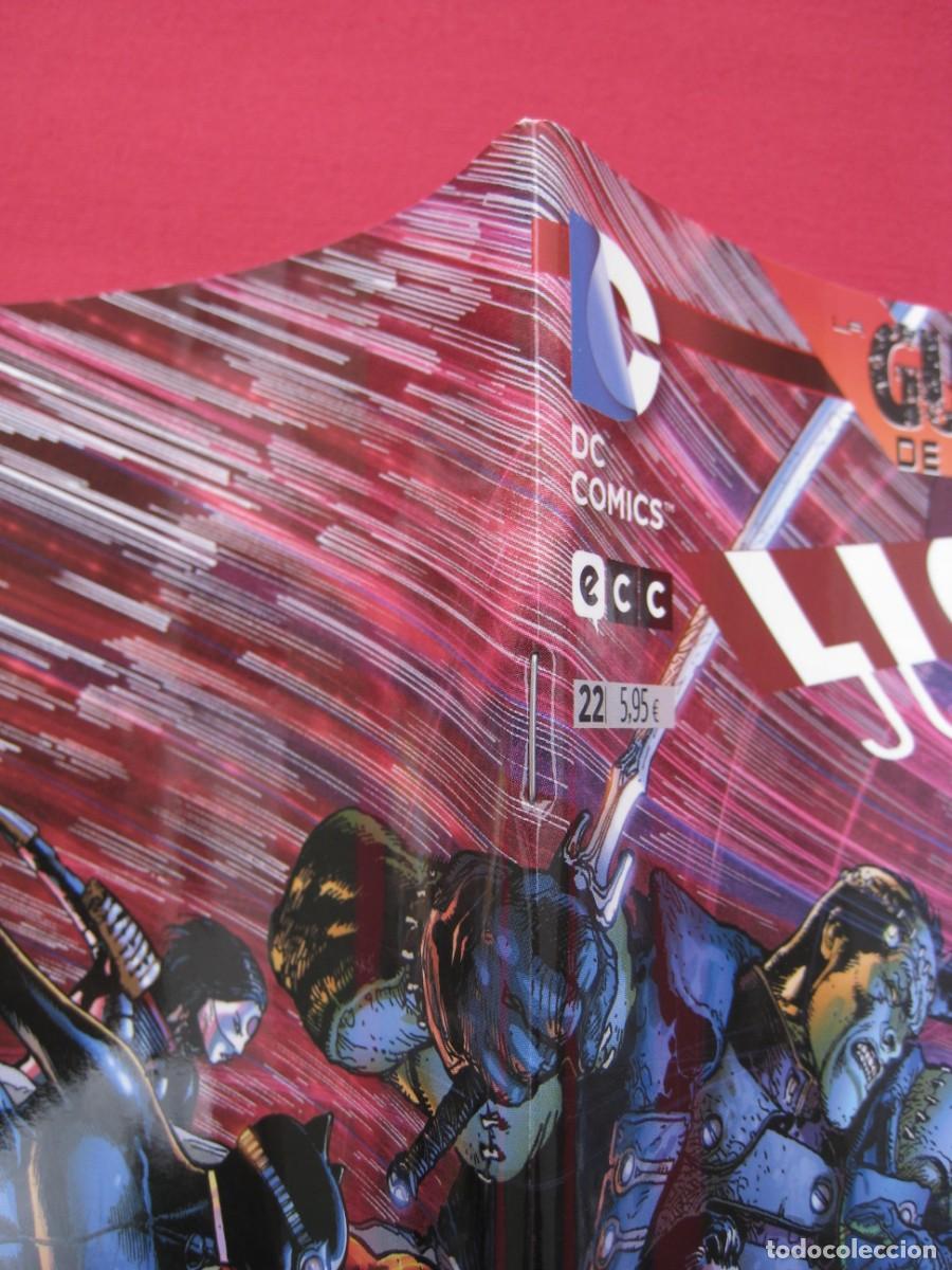 C&oacute;mics: LIGA DE LA JUSTICIA - GUERRA DE LA TRINIDAD - N&ordm; 22 - ECC. - Foto 3