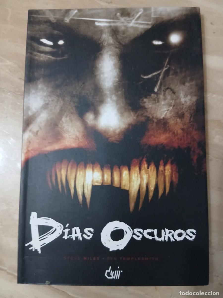 C&oacute;mics: Dias oscuros estado nuevo - Foto 1